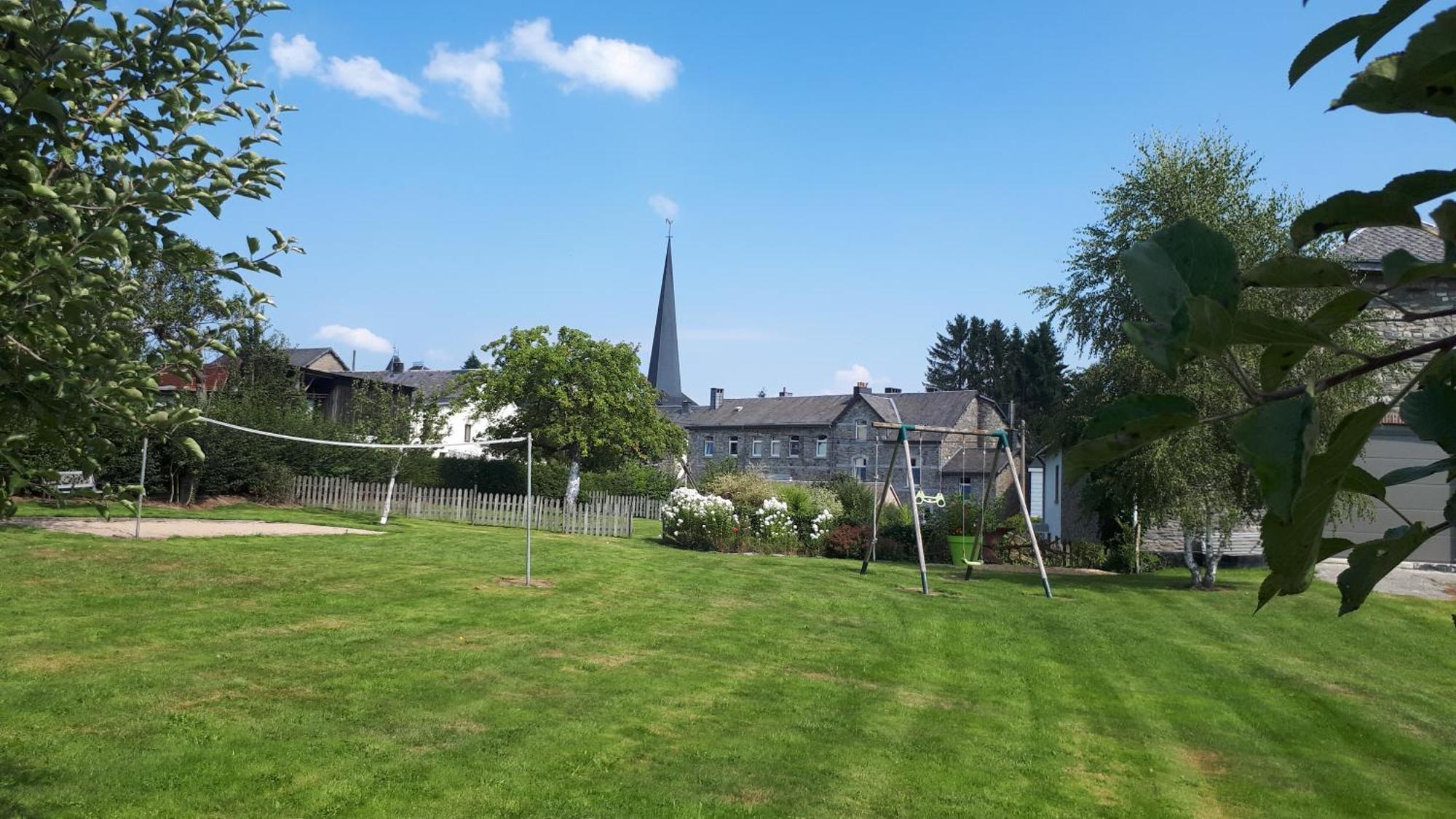 Les Gites Du Rancourt - Sous La Grange & Le Logis Sainte-Ode Exterior photo